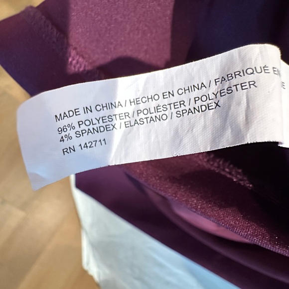 Eloquii scuba flutter sleeve dress, size 16 - Picture 7 of 7